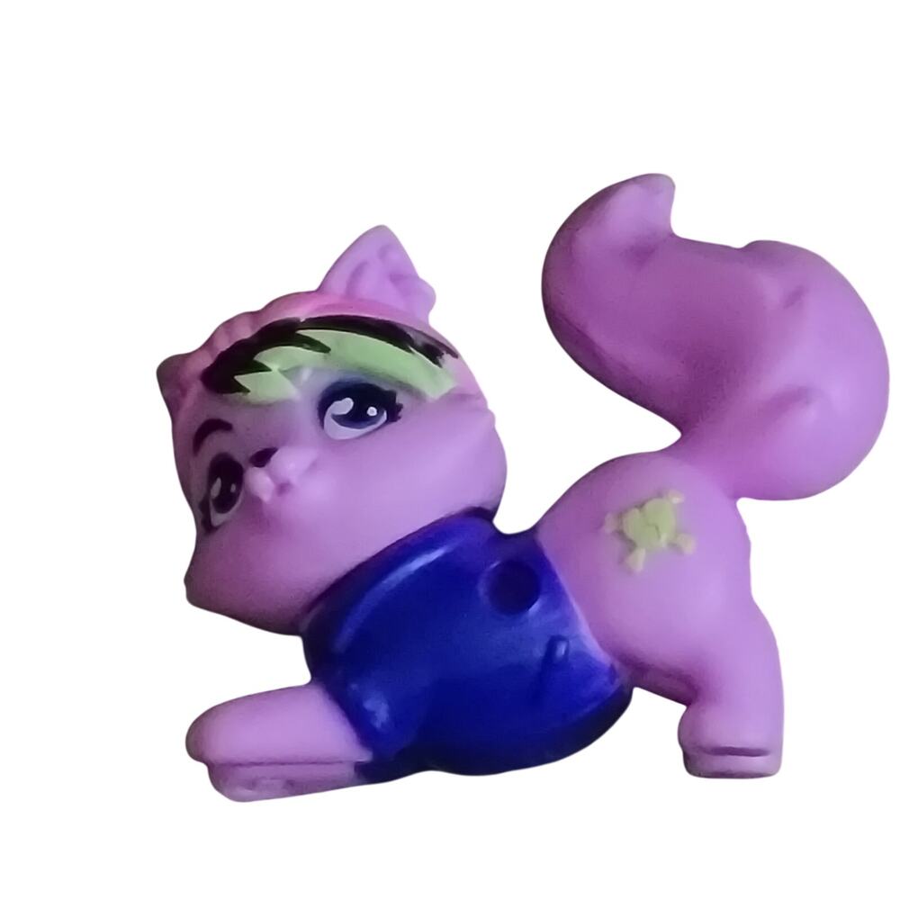 Hatchimals CollEGGtibles Rainbow  Bowing down 2 Inches